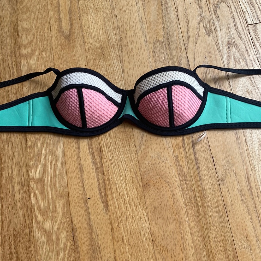 Triangl Swim Bikini Top